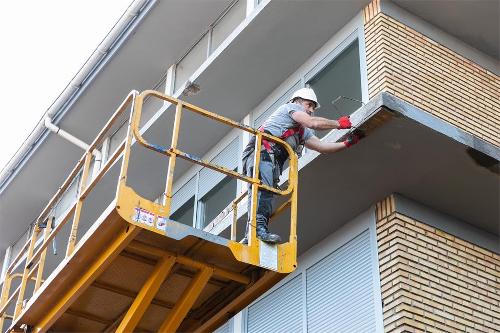 ¿Cómo la demolición selectiva facilita la posterior construcción y el reciclaje?