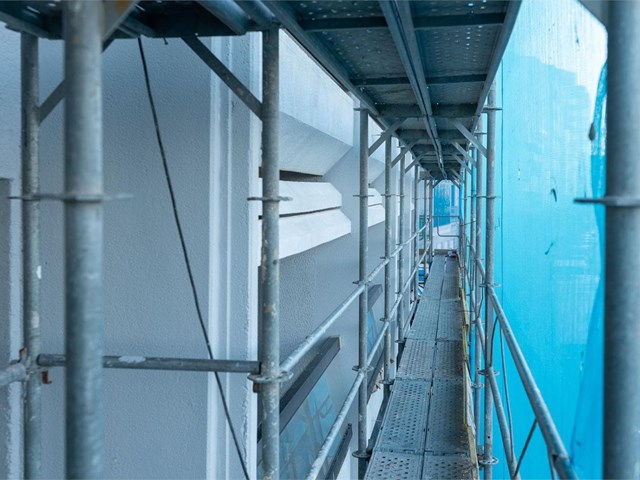 ¿Es obligatorio rehabilitar la fachada de mi comunidad por normativa?