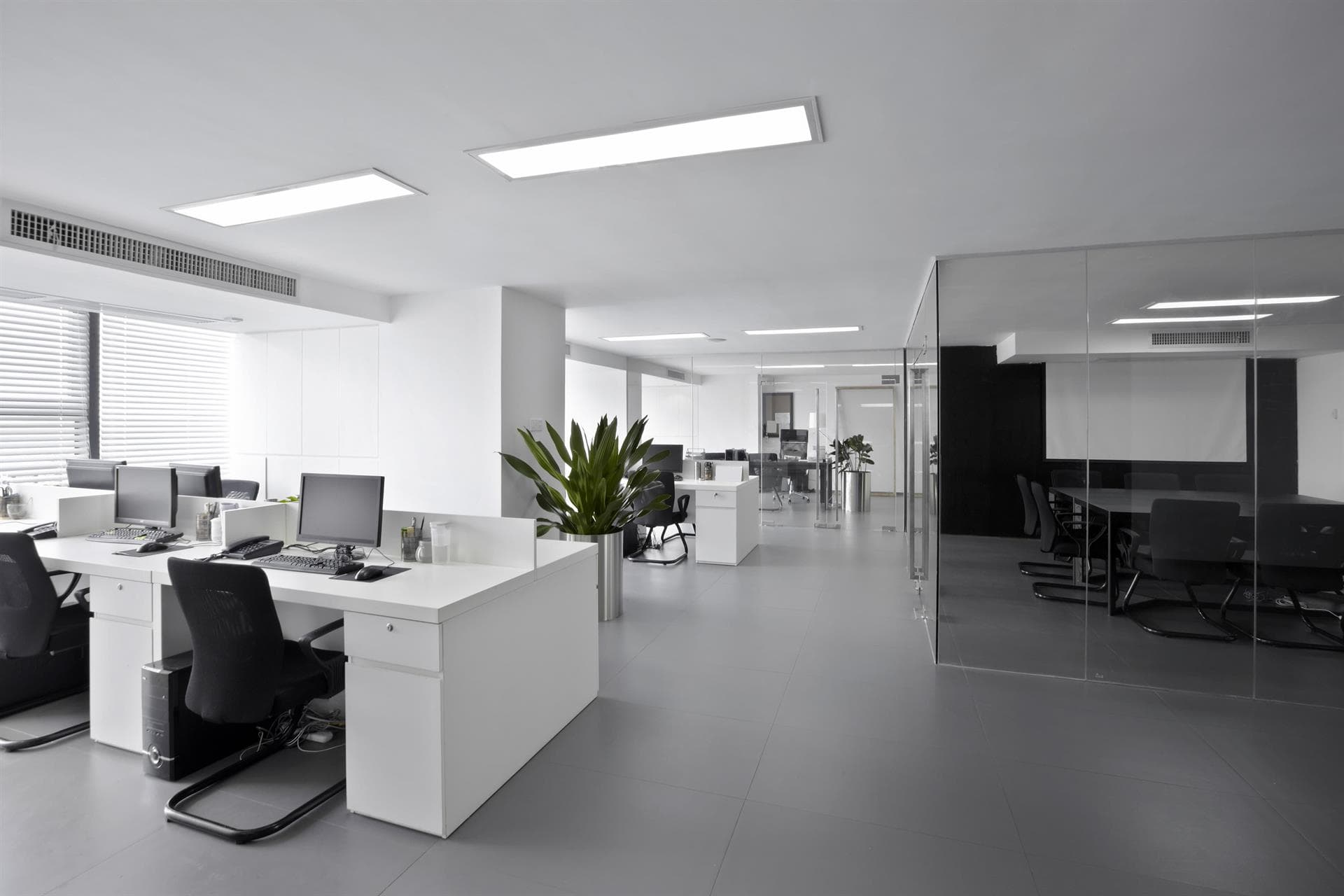 Apueste por reformar su local comercial