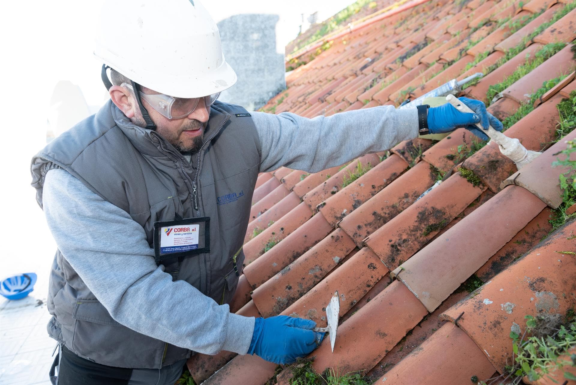 Reparación e instalación de cubiertas en Pontevedra