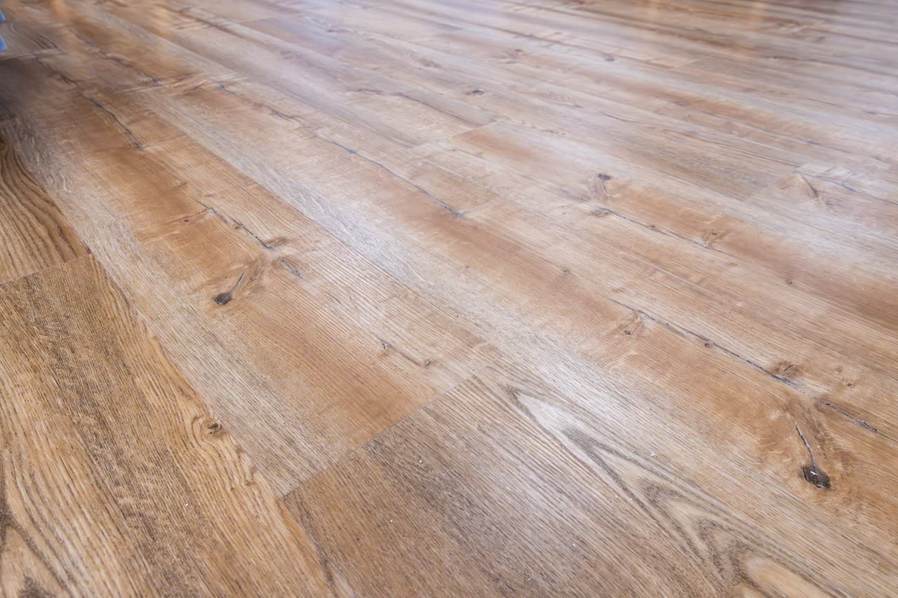 Instalación de tarimas en Pontevedra