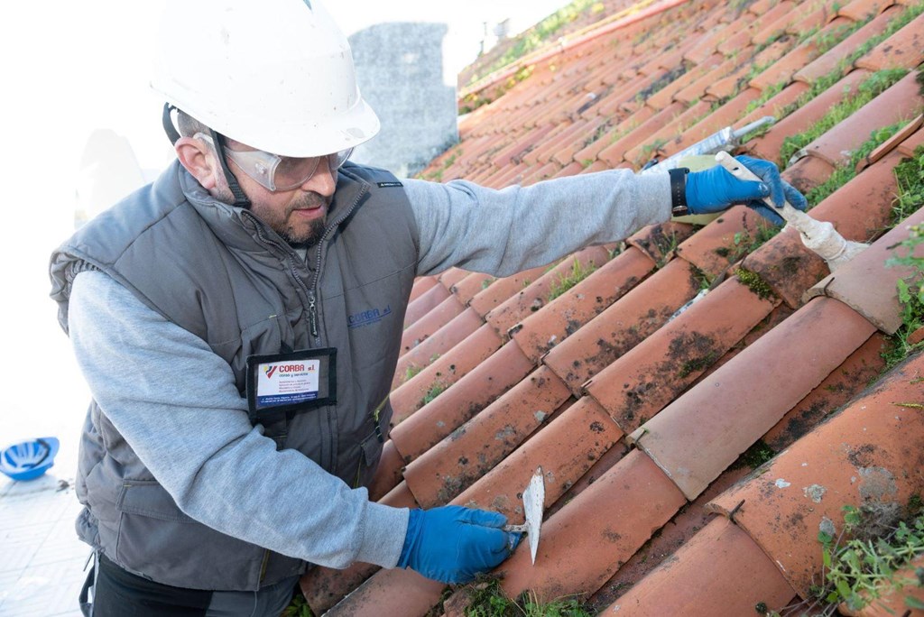 ¿Necesito permiso de obra para reparar una cubierta o un tejado?